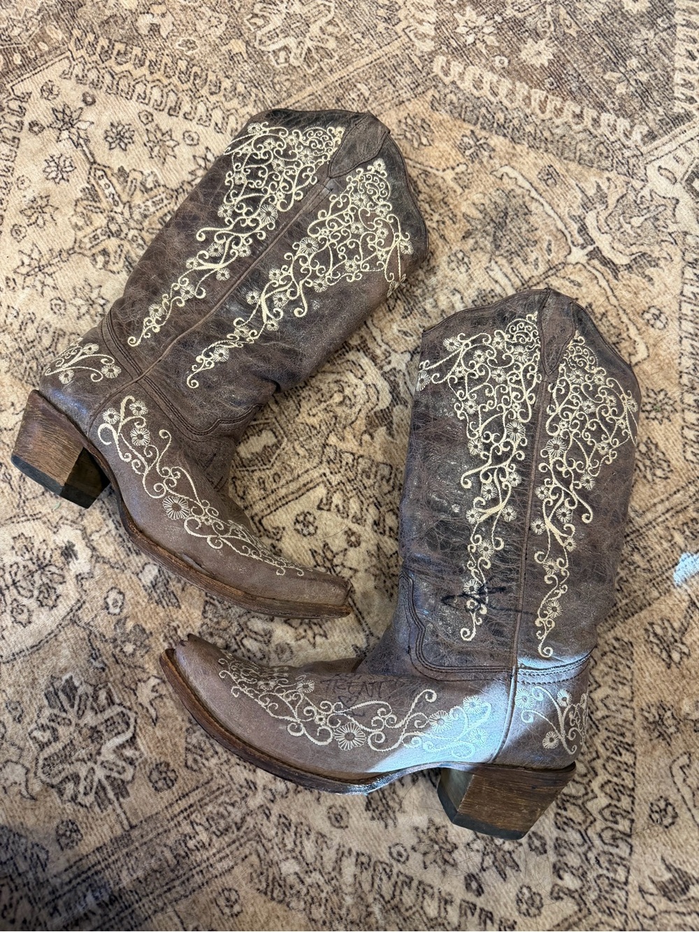 Women's Brown Embroidered Western Boots